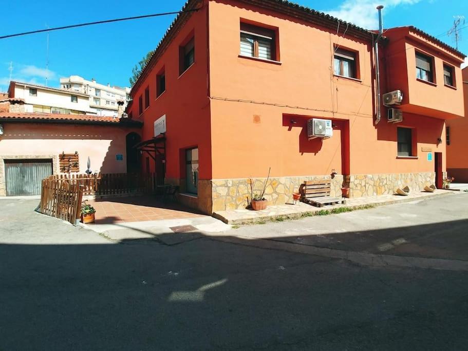 El Vinilo. Aparcamiento Exterior Gratuito Apartment Teruel Exterior photo